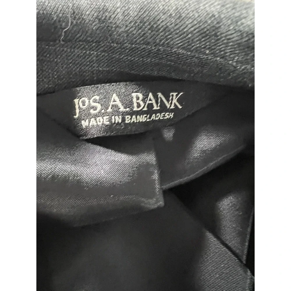 Jos A Bank Men 42R Blazer Sport Coat 100% Charcoal Gray Windowpane Wool 2 Button